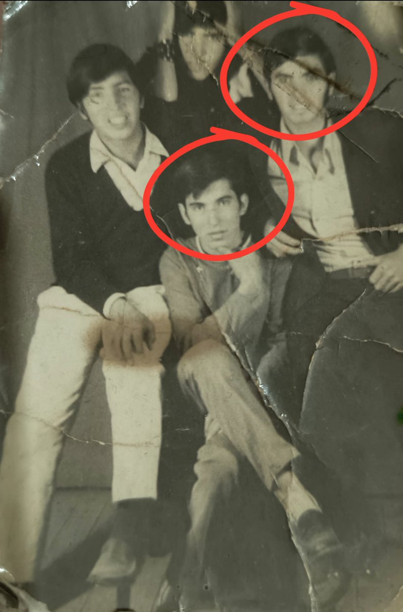 FerradaRafa's tweet photo. Un 15 de Septiembre, hace 53 años, a esta misma hora, y tras horas de golpizas en la 6ª Comisaría de Chillán, mi padre y mi tío, de 20 años, fueron obligados a firmar su sentencia de muerte por ser considerados "extremistas"; serían fusilados al día siguiente. Ese 16 de septiembre, mientras el cuerpo de Víctor Jara era abandonado detrás del Cementerio Metropolitano, mi padre sufría su primer simulacro de fusilamiento. Fueron secuestrados y torturados para obligar a que mi abuelo, Regidor del PC, se entregará. Sobrevivieron a casi un año de cárcel y tortura. A 53 años, ¡Ni perdón ni olvido!