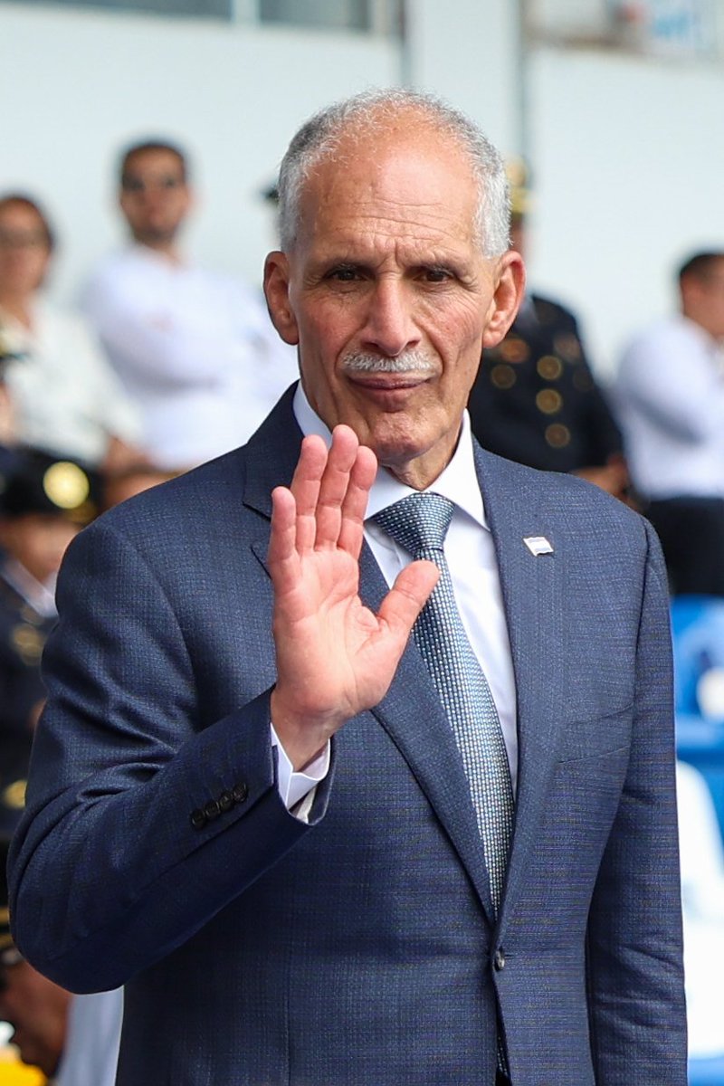 LuisTorresIP's tweet photo. " Hoy no es un día político, es un día que le pertenece a Honduras, para recordar quiénes somos, de dónde venimos y todo lo que nos hace sentir orgullosos como hondureños”, expresó el presidente  #NasryAsfura  en su discurso en este 15 de septiembre. 
#HondurasNosUne https://t.co/tJCZ9N6gdq