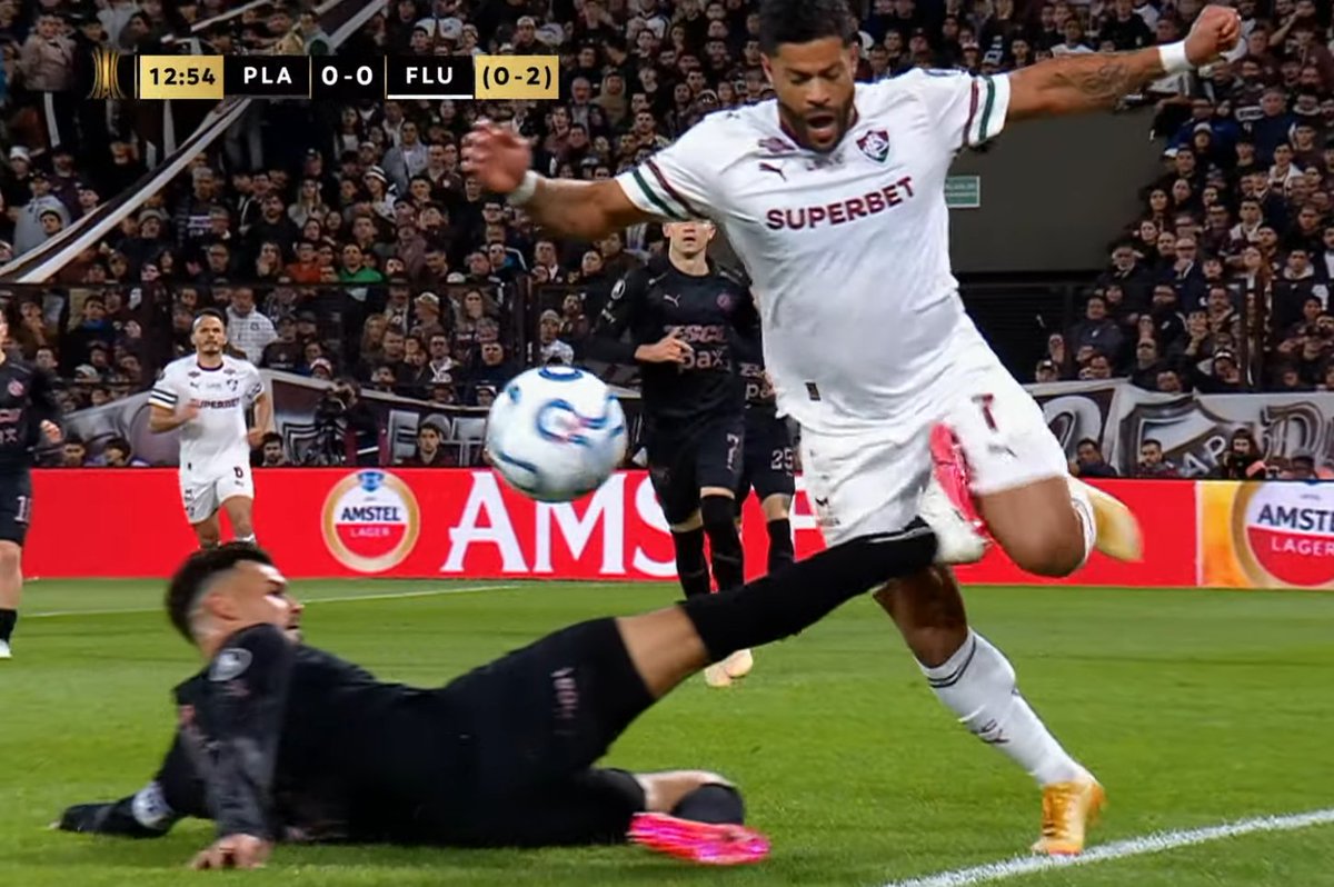 Fla_Videos's tweet photo. O cara do Platense fez isso aqui e não foi expulso, rs
Conmebol odeia time brasileiro po https://t.co/Yem0MW1uoA