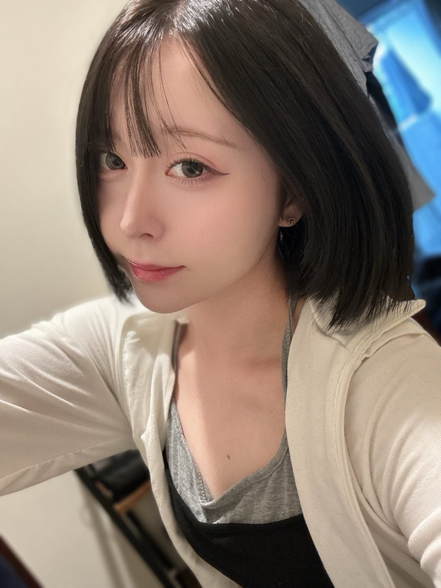 髪暗くなったよ🎶 あんまり加工してないけど許して