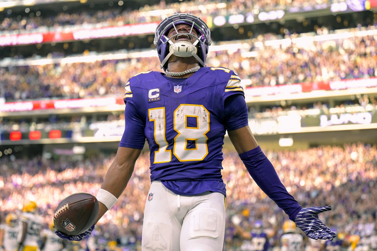 justinboone's tweet photo. Week 2 Fantasy Football Rankings (Early Edition)

The first look at my weekly rankings. 👀 

Half PPR

https://t.co/r8AvWmPdyP

PPR

https://t.co/O4p1PZoFxp https://t.co/hWVAasU1eo