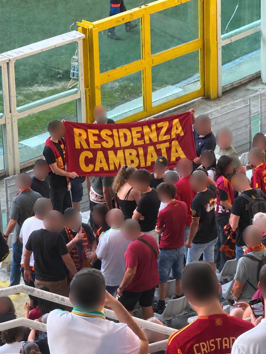 rivistalaroma's tweet photo. Come sempre geniali... Da Torino è tutto..
Buonanotte dalla Capolista... https://t.co/o0QMACHEUH