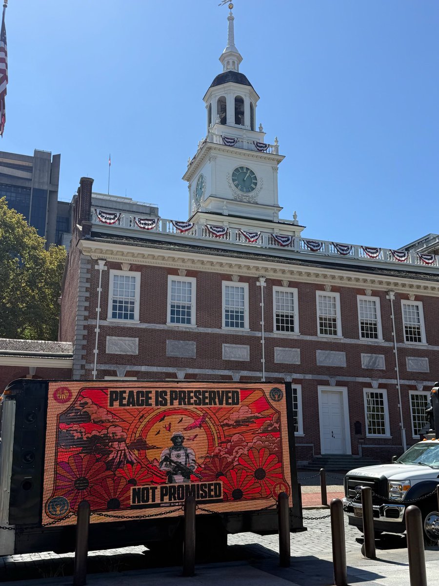 DiscussingFilm's tweet photo. Posters for The Capitol are now appearing at major public institutions worldwide for ‘THE HUNGER GAMES: SUNRISE ON THE REAPING’. 

• U.S. Capitol Building, Washington D.C.
• NATO Headquarters, Belgium
• Independence Hall, Philadelphia
• Democracy Monument, Thailand https://t.co/Sxs3ucxr5L
