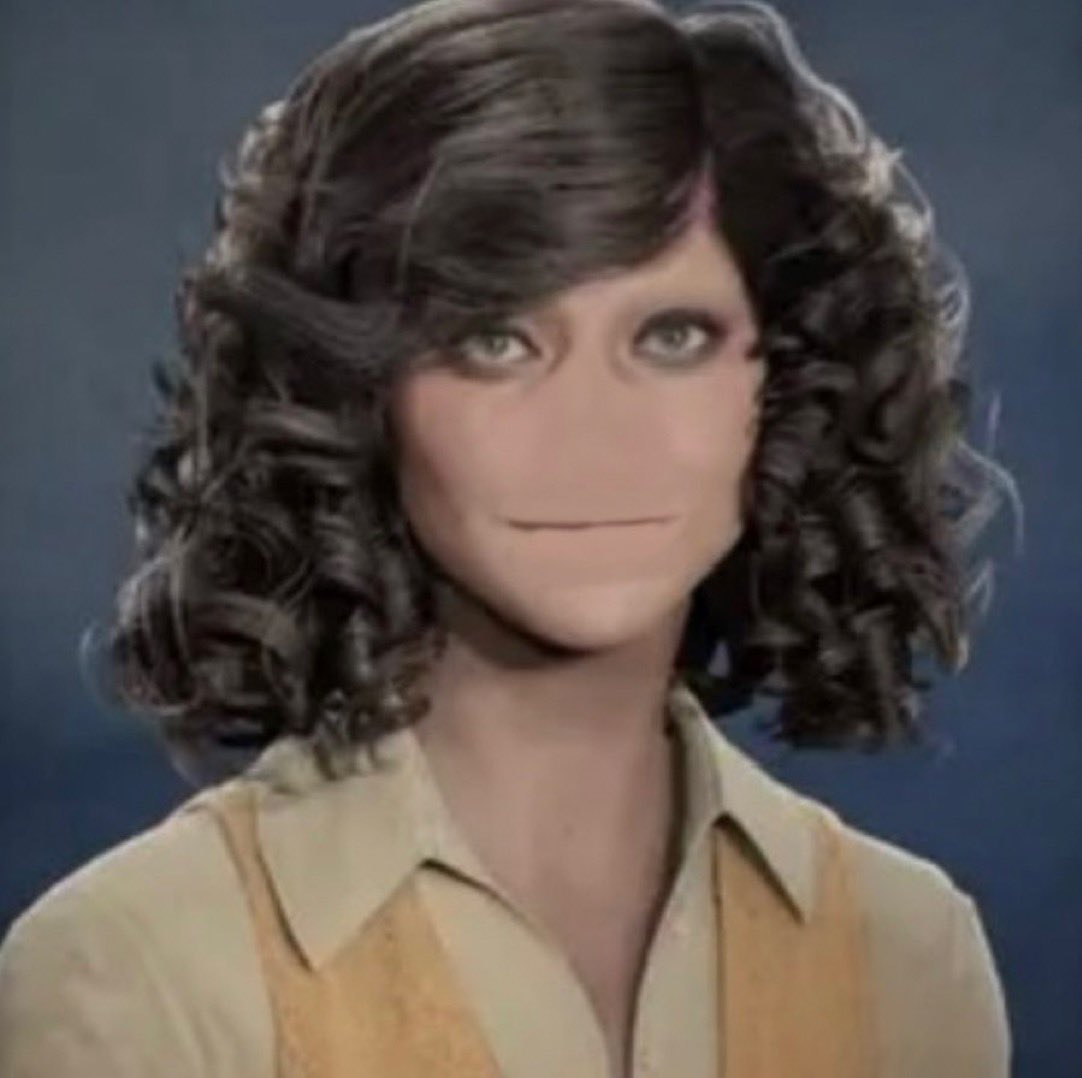 HaddonfieldsHo's tweet photo. @HalloweenTVG @kleptodiva so about those hair physics on xbox… https://t.co/IUaNThKp9q
