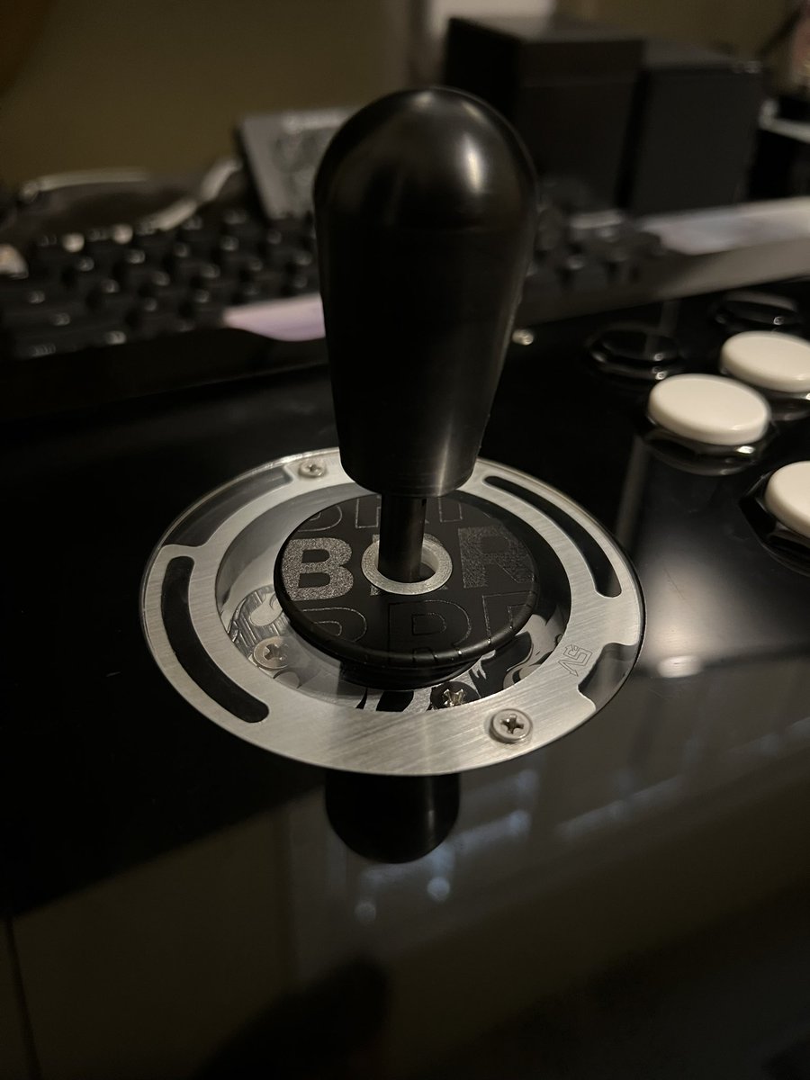 boxthraxx's tweet photo. Alpha N with blood diamond switches https://t.co/GkztHDfdeF
