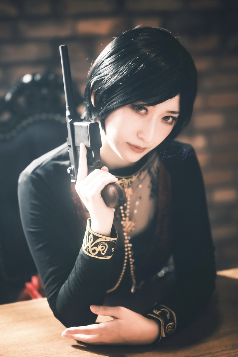 yukke_ffkhdNieR's tweet photo. 動画の時撮影した写真！

Resident Evil 30th anniversary art
Ada Wong Cosplay 

Photo @b3c_OC 

#REBHFun #シークレットゲート https://t.co/8QWgkEt9KV