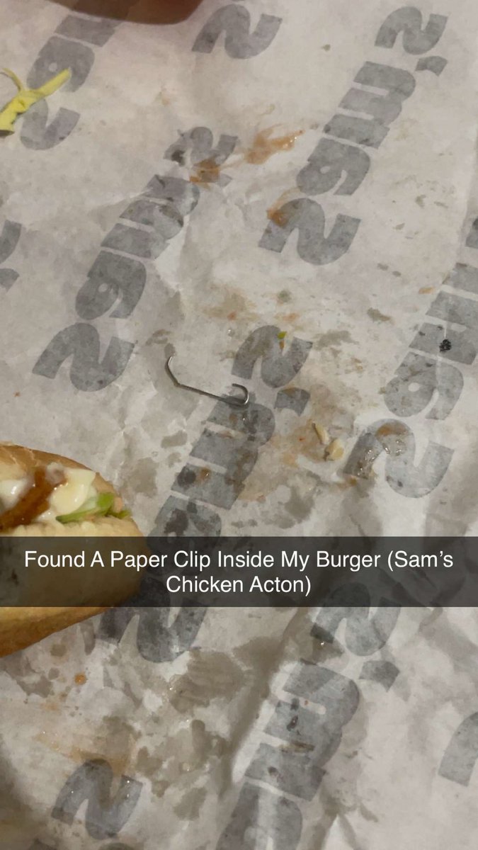 Jdjd38278625's tweet photo. I Ordered @SamsChickenuk through @Deliveroo and I found a paper clip.. you literally can’t make this up #London #UK https://t.co/bcIbm0WSSq