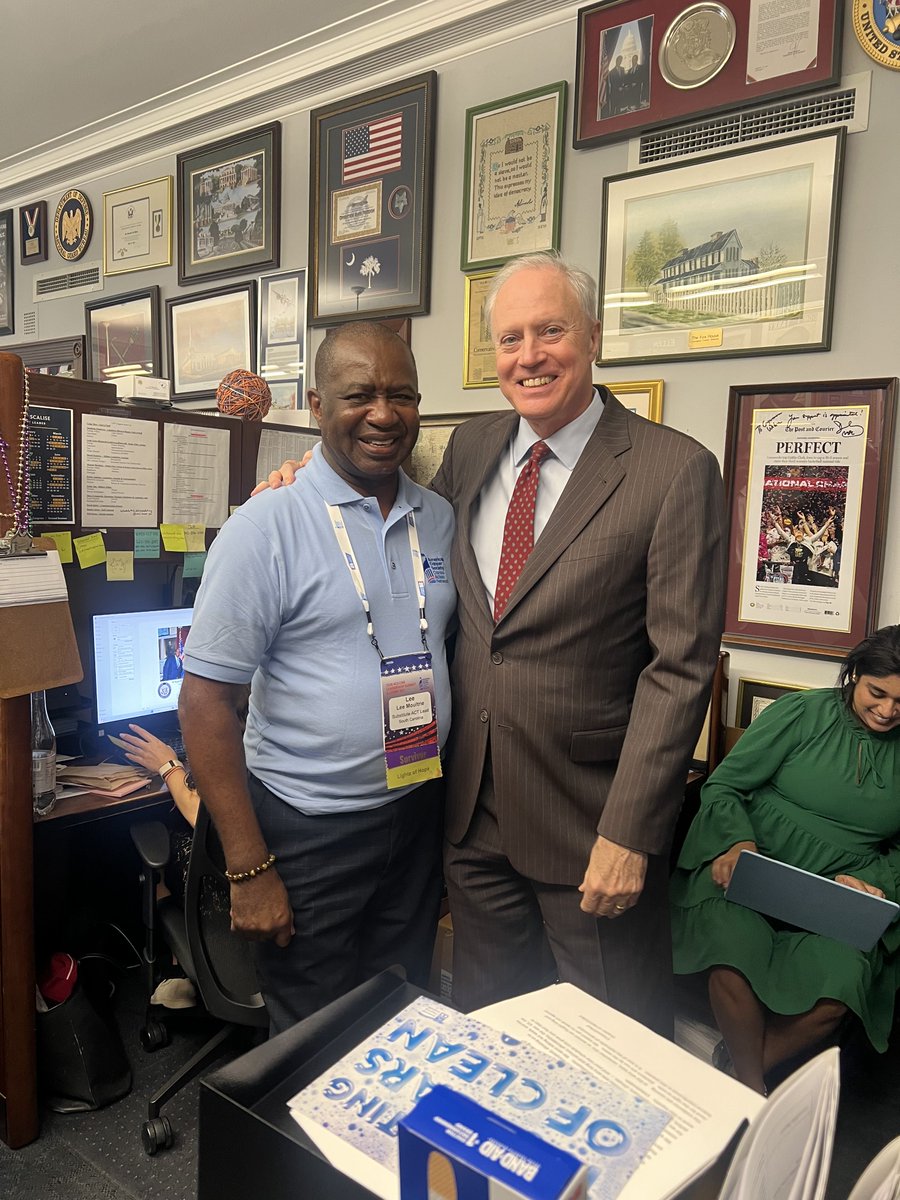 MoultrieLee's tweet photo. Proud to join nearly 700 cancer advocates from across the country on Capitol Hill today. We met with congressional offices to share our experiences and advocate for continued progress in cancer research, prevention and early detection. @ACSCAN
#CancerVotes #ACSCAN https://t.co/686zCC0QUo