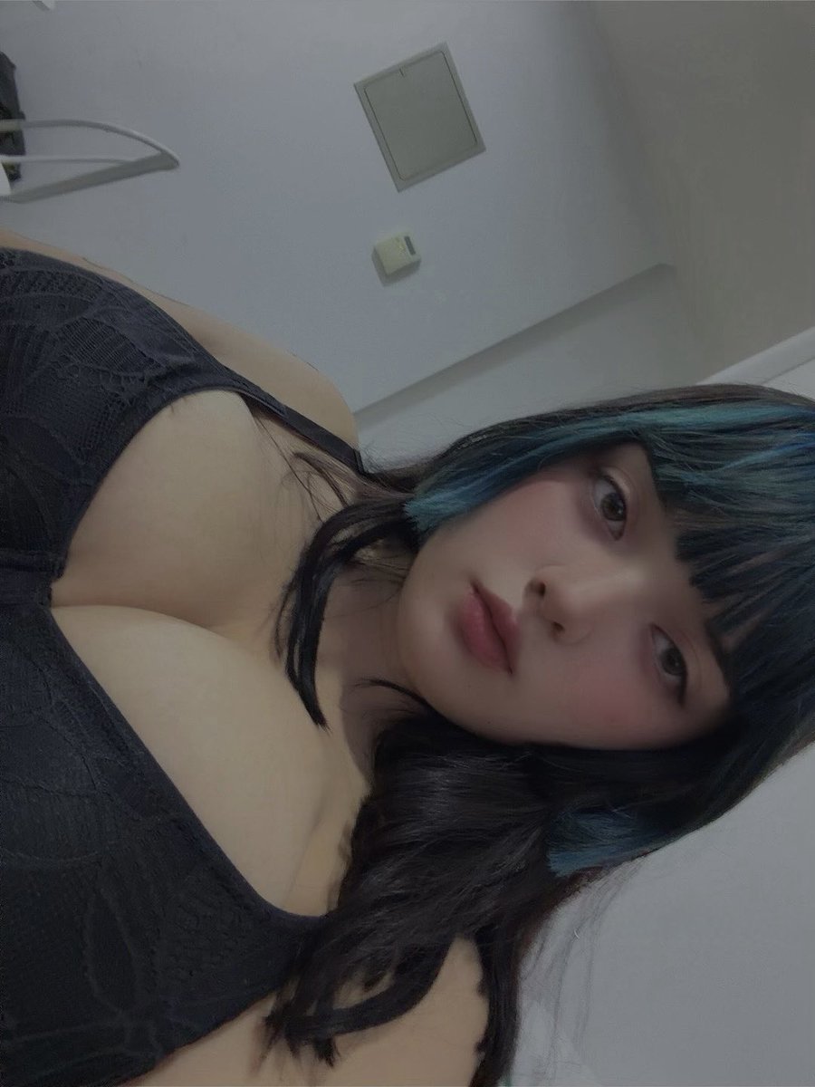 swetyd0ll_'s tweet photo. Hola bebé soy swetyd0ll creadora de contenido para adultos 🔞🍒
Cuenta con casi 10k suspendida 🥺

Mi grupo de telegram gratuito 🥵🤫
https://t.co/u2pXrUGKf7

A mi chat directo de telegram 🤭🔥
https://t.co/aWfv8ZPeEm

Los servicios que vengo ofrecer:🔞🍒❤️
Chat hot (Sexting)🥵
Video llamada caliente 🤭🔥
Videos ( Lésbico, en pareja y sola)
audios 🕷️💗 
🚫 NO REALIZO ENCUENTRO 🚫