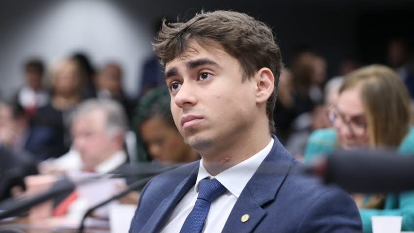 dimasgadelha13's tweet photo. 🚨 NIKOLAS PODE FICAR INELEGÍVEL!

A Justiça Eleitoral investiga a divulgação de um falso relatório atribuído à Polícia Federal. O processo pode resultar em inelegibilidade.

Fake news tem consequência! https://t.co/lFikQNGiJn