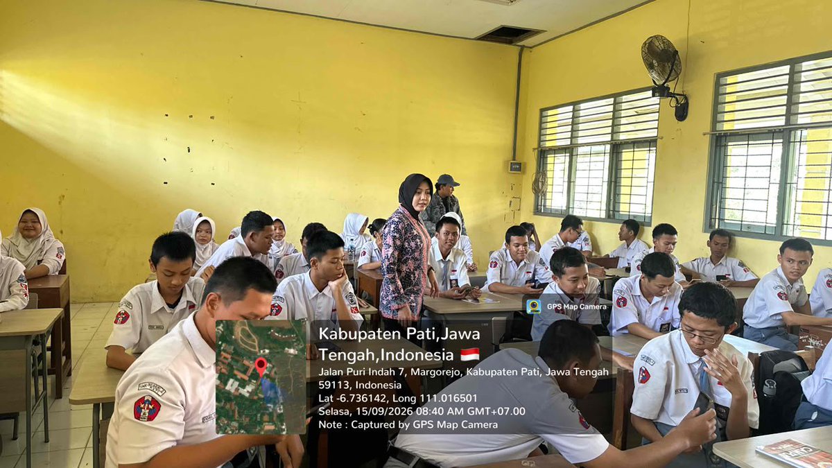 bagopsrespati's tweet photo. 📱 AI boleh makin canggih, tapi manusia tetap harus berpikir! 🧠🤖

Hari ini, 340 siswa SMKN 2 Pati belajar bukan cuma “gimana cara pakai AI”, tapi juga “gimana cara pakai AI dengan benar.” https://t.co/b3FI1ZrKbH