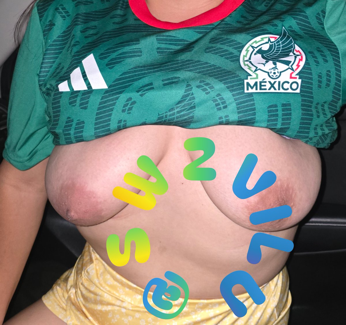 Sw2ViLu's tweet photo. #VivaMéxico #Martes2x1 #MartesDeEnseñarLasTetasMexicanas 
🇲🇽🇲���🥳🥳🇲🇽🇲🇽 https://t.co/dUj9docaEt