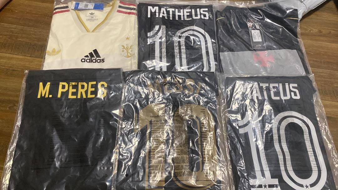Lilyfornecer's tweet photo. 🚨 OFERTA IMPERDÍVEL 🚨

🇨🇳 Camisas tailandesas premium por somente US$ 9!

⚽ Alta qualidade
📦 Envio seguro pela Remessa Conforme LZ
🔥 Estoque limitado!

Entre no grupo e faça seu pedido:
https://t.co/EwQIsiYvcl https://t.co/TCTdoLHkzU