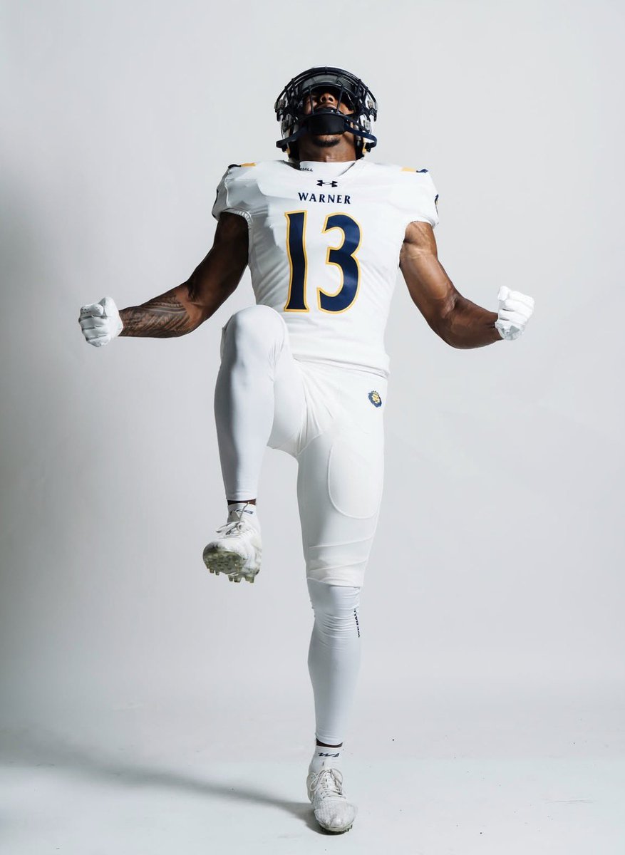 ElijahHamilt0n's tweet photo. After a great conversation with Coach @GSabillion im blessed to receive an offer from Warner University @WarnerUFootball @Coach_Murray0 @PierreJaylin https://t.co/g8r5liCYy8