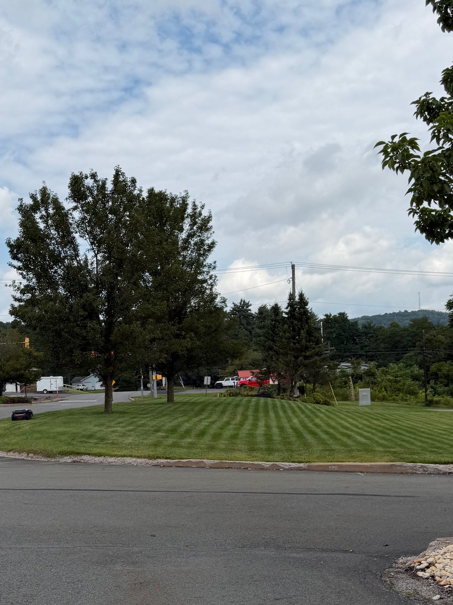 nexmow's tweet photo. 🌱 Before & After: see the NEXMOW M2 up close, then take in the full result.

The first image gives you a close-up look at the NEXMOW M2 in action, while the second image reveals the beautiful stripes and polished appearance across the lawn. 

Together, these two views show the technology behind the mowing and the finished result it helps create.
Consistent mowing plays an important role in keeping turf looking clean, uniform, and professionally maintained. The NEXMOW M2 is designed to follow planned mowing routes and deliver consistent cutting patterns, helping create defined lines across suitable turf areas.

The transformation from an up-close look at the mower to a full view of the finished lawn highlights the impact of consistent mowing. With autonomous operation, the M2 helps maintenance teams handle repetitive mowing tasks while supporting a professional appearance across large turf areas.
Up close, you see the NEXMOW M2. Step back, and you see the results. ⚡️

#NEXMOW #NEXMOWM2 #GolfCourse #GolfCourseMaintenance #GolfCourseManagement #GolfSuperintendent #TurfManagement #TurfCare #SportsTurf #CommercialMowing #AutonomousMowing #RoboticMower #RoboticMowing #MowingTechnology #LandscapeManagement #GroundsMaintenance #SmartTurf #GolfIndustry #GolfLife #PrecisionMowing #SustainableLandscaping #FutureOfTurf #InnovationInTurf #AutonomousEquipment