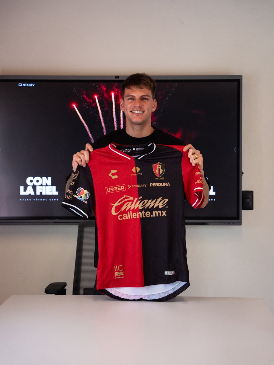 AtlasFC's tweet photo. Firmado y oficialmente Rojinegro. 😮‍💨✍️

¡Bienvenido a casa, Kevin Zenón! ❤️🖤

#ParaLaFielPorLaFielYConLaFiel https://t.co/sUOnG2UOJH