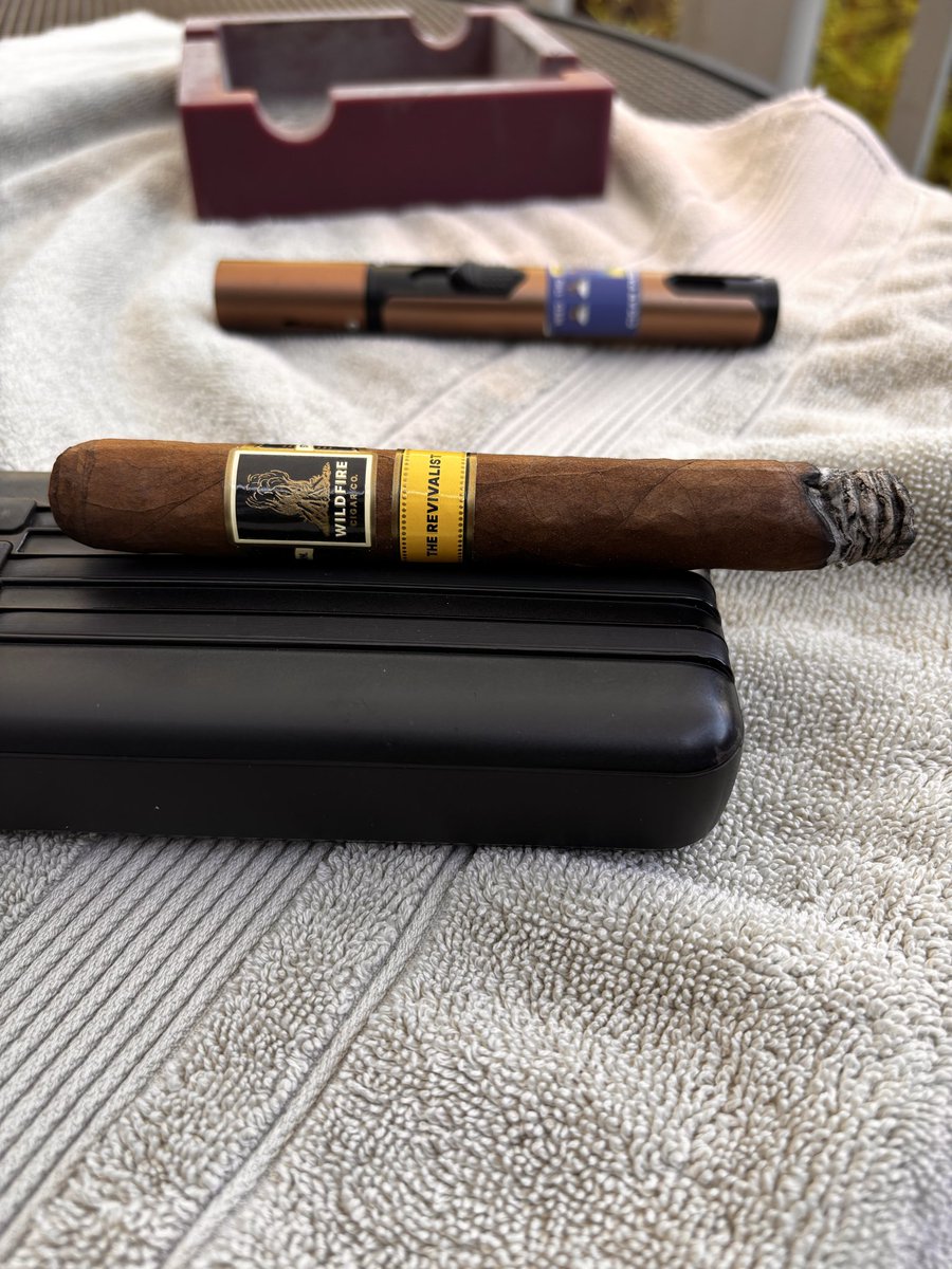 CigarTestRide's tweet photo. Wildfire The Revivalist! Tasty one! https://t.co/QrN9QKRWV9