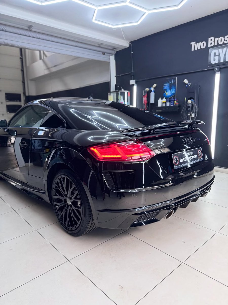 DustinGuaruo's tweet photo. Audi TT 
3-step paint correction 
Paint protection with SystemX Crystal+ 
Trim protection with Gyeon Trim 
Glass sealed with Gyeon View https://t.co/44mGf7mlry
