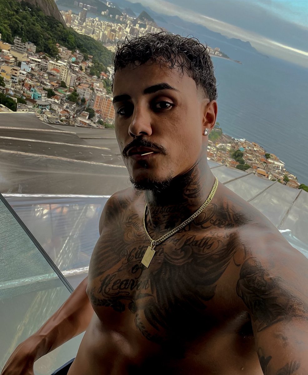 ISLUMDWELLER's tweet photo. ⠀ Qual   foi?   A   gente   se   vê   lá   no   Rio   de   Janeiro! https://t.co/gV76nMKNJM
