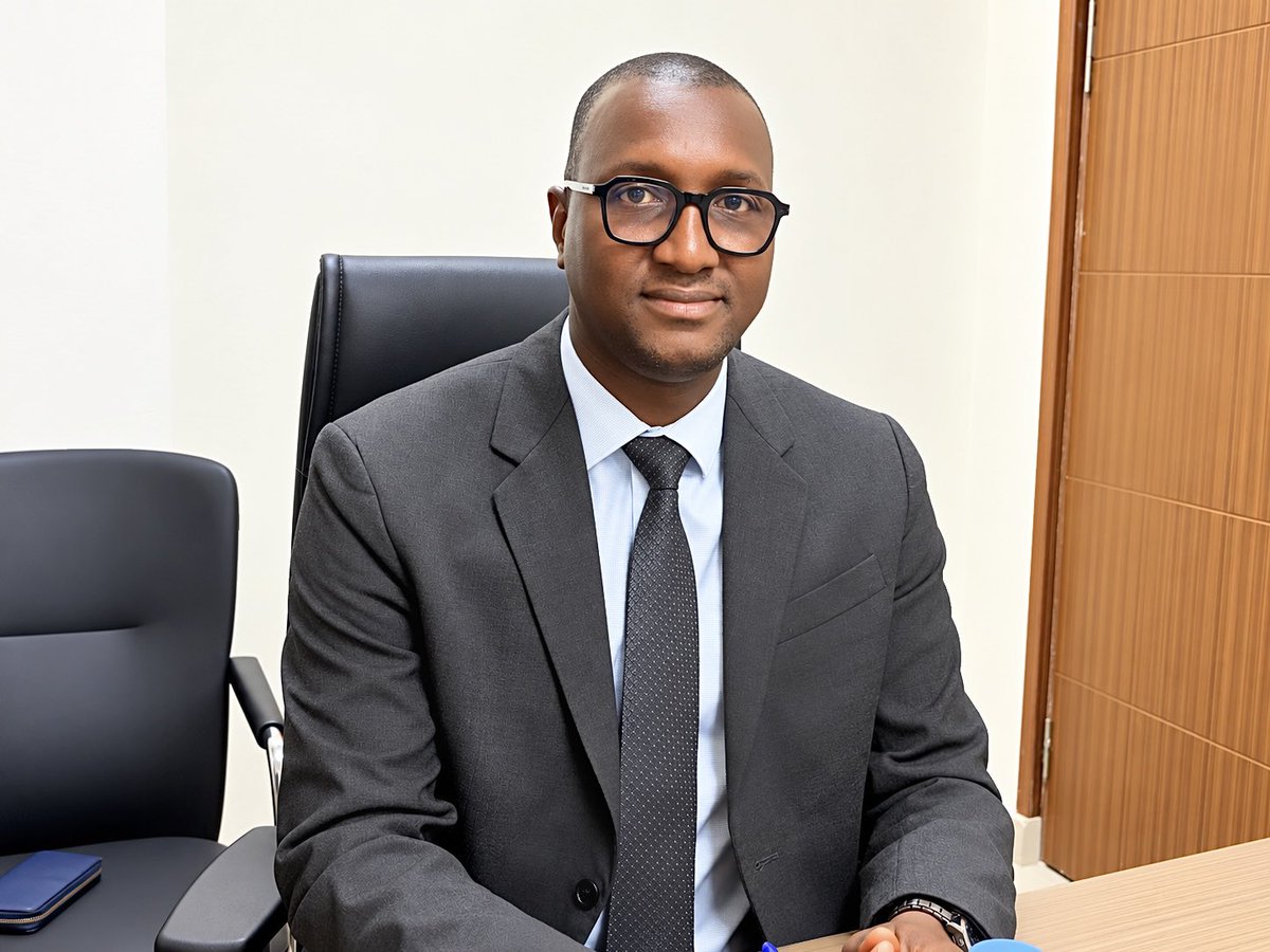 INSGN224's tweet photo. LE DG DE L’INS S’INSCRIT DANS L’OPTIQUE DE NOUER UN PARTENARIAT STRATÉGIQUE AVEC LE CABINET A-CODE

https://t.co/iHmIbyvohe
#RGPH4 #INS #Guinee224 https://t.co/xUC9aYzx2z