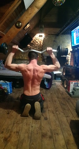 Fullpower1983's tweet photo. 70kg a la barre https://t.co/DOJZoSLuI5