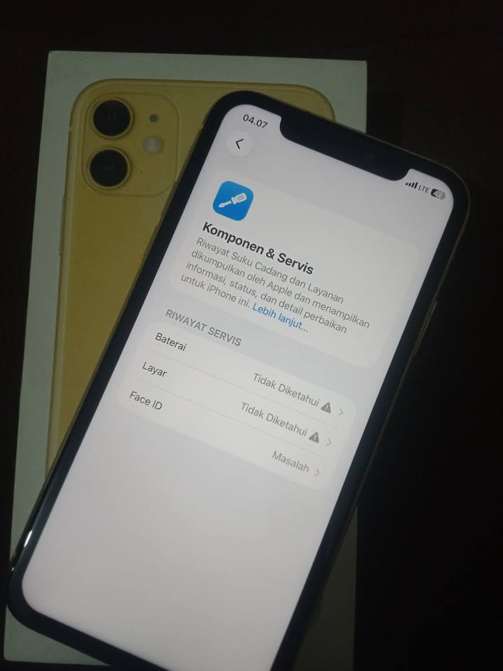 kaviyji's tweet photo. wts iphone 11 64gb 3.1 jt
- inter all operator
- minus sesuai foto 
- lengkap box + cas
- dom sby (prefer cod)
minat dm #zonauang https://t.co/Uzqja451fc