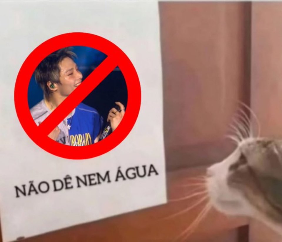 thisismtry's tweet photo. @mancuecadohyune @lopezzlk_ APAGA AGORA https://t.co/kb6xtXsnhD