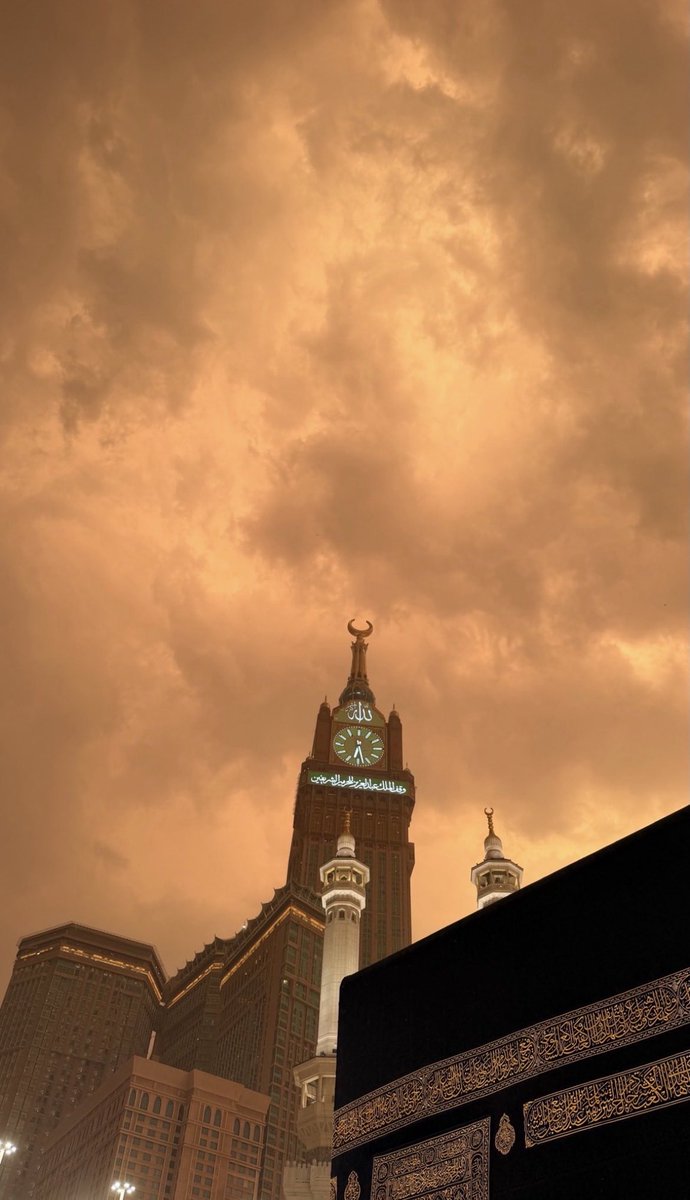 alsalmaany's tweet photo. ﴿ أَوَلَمْ يَرَوْا أَنَّا جَعَلْنَا حَرَمًا آمِنًا ﴾

                           🇸🇦

يارب ياحفيظ احفظ وِطَنْنَا، وأَدِّمْ أَمْنِهْ، واحْمِ حَمَاةْ أَمْنِهْ.

 #الحوثي_يقصف_مكه_والمدينه https://t.co/53iNifMBzd