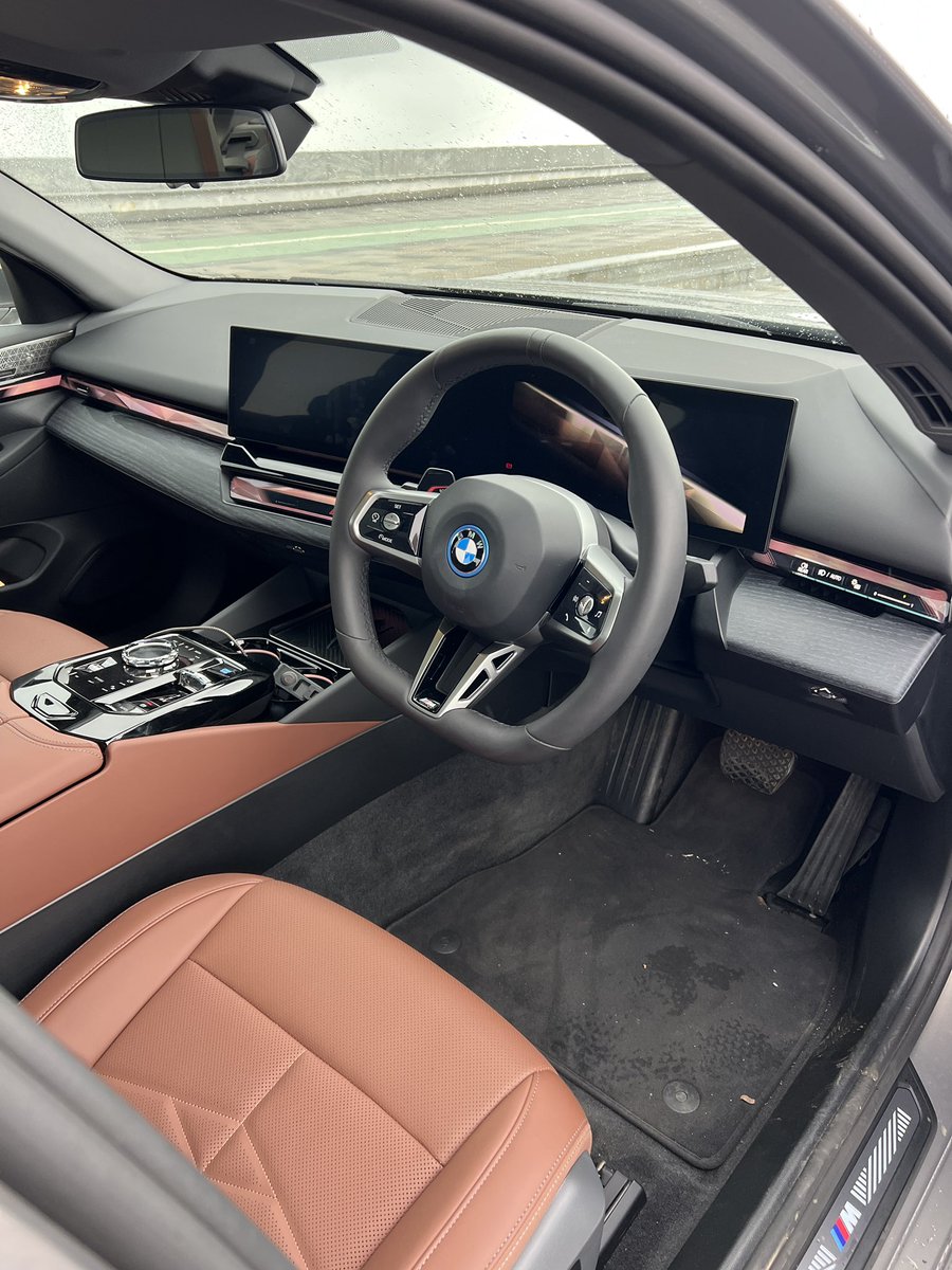 Parth_Go's tweet photo. Spent a few days driving the new BMW i5 LWB. What a package. It’s great to drive, has an excellent cabin, lots of space and even the suspension is tuned really well for Indian roads. At Rs. 84 Lakh, On-Road Mumbai, it’s going to find a lot of takers. BMW is killing it with their EVs.