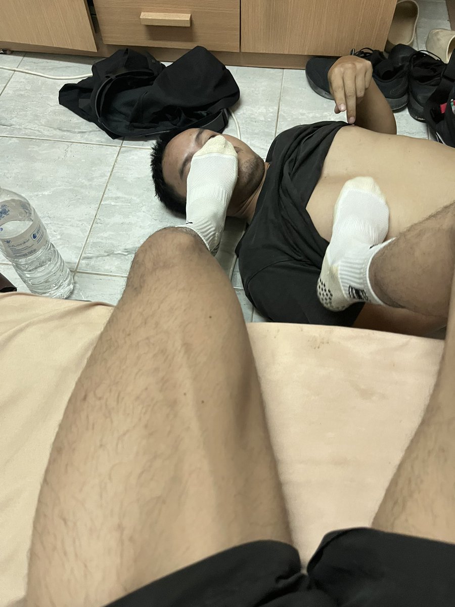 Masterfeetidn's tweet photo. After playing soccer, capek+basah 🤣 https://t.co/dBAzoACQN3