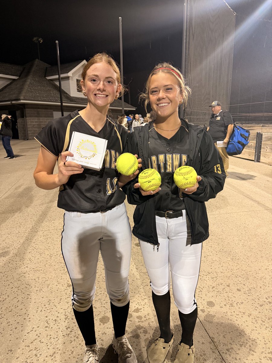 GINWSoftball's tweet photo. https://t.co/zv2GcHdOek