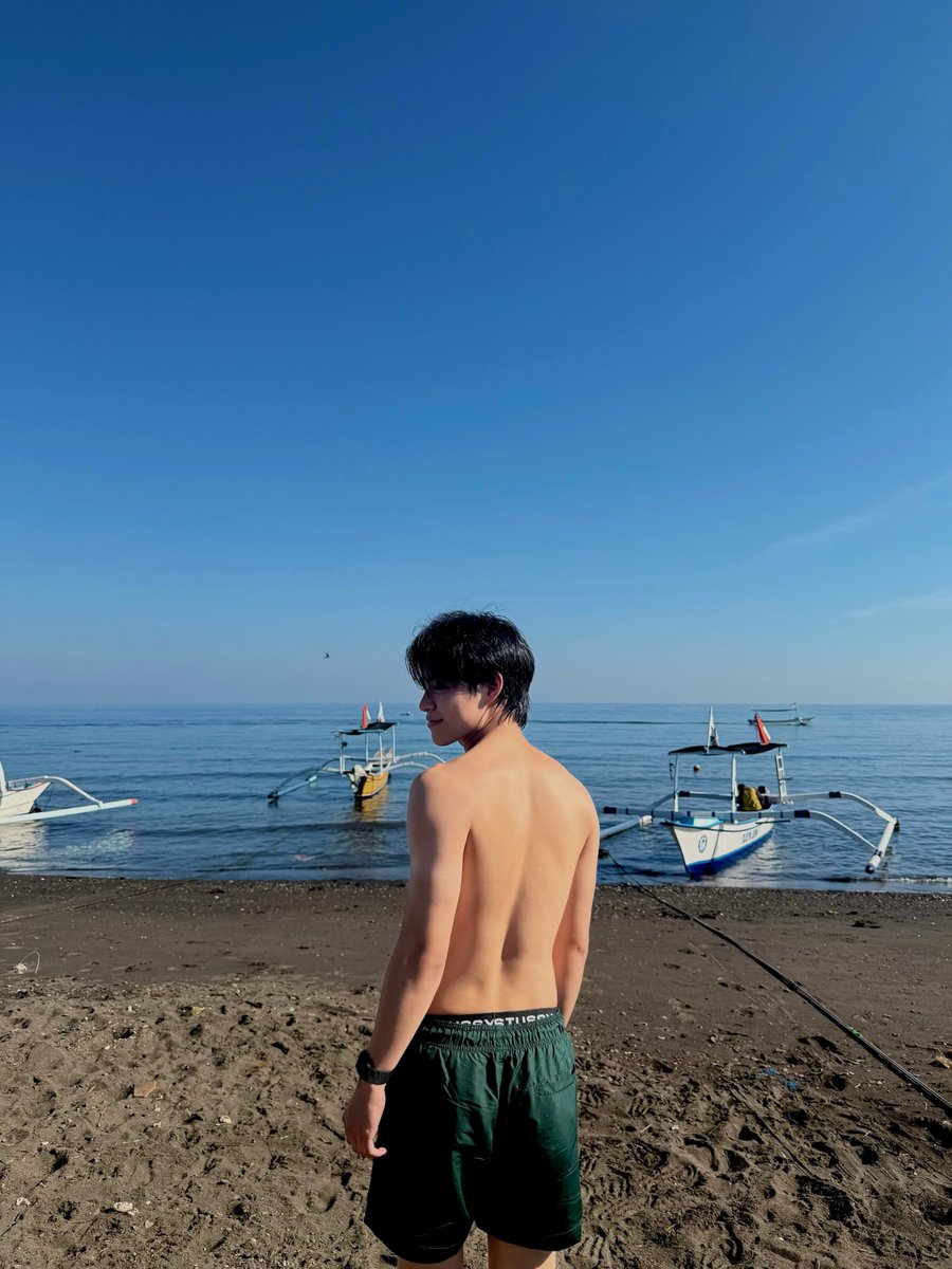 TEAMMARCKRIS's tweet photo. 📢🔔

SOCIAL UPDATE 
[On Instagram @ marckris.busofficial]

🔗 https://t.co/ZeIcbJlwYa

#️⃣#️⃣#️⃣
#MARCKRIS
#BUSbecauseofyouishine https://t.co/SNzymIUnkC