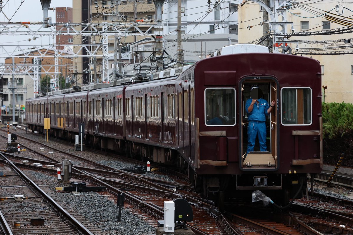 tonkatsu_33_23's tweet photo. 2026.09.16
3323×7R → 3323×8R 組成作業

待望の8連が戻ってきます！
おかえりc#3953！！！！ https://t.co/2bqcmOB5FA
