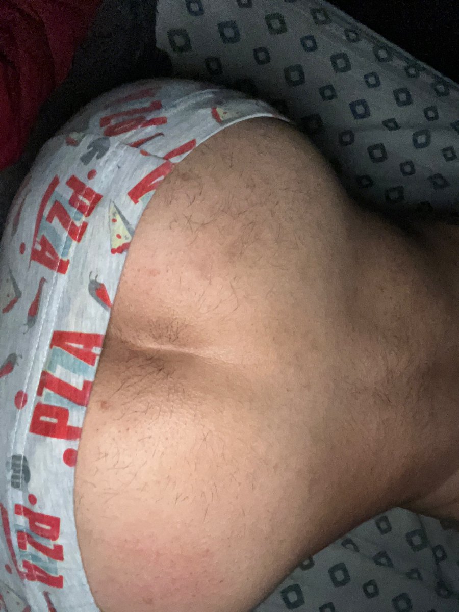 _zzhirr's tweet photo. Qué harías con esta vista?🍑🔥
#twink #gay #CuloTragón #pasivo #chile #mlm https://t.co/txsmBmCBD5