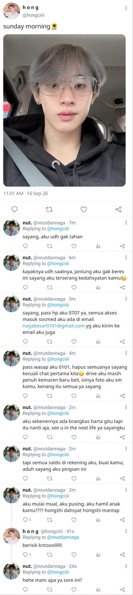 letsgotoobad's tweet photo. #nuthong long au.....
dramatic bf vs nonchalant bf. https://t.co/AELRx36BwD