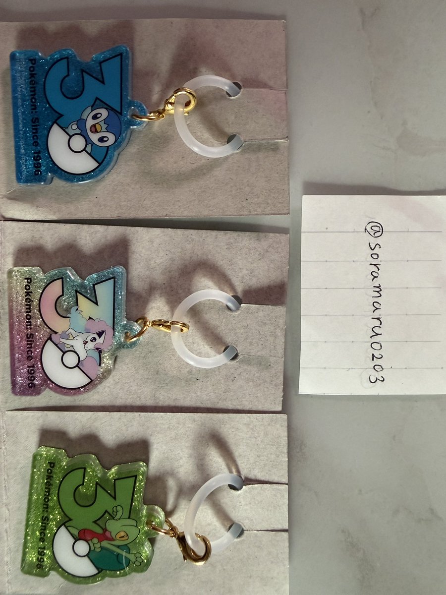 soramaru0203's tweet photo. ポケモン めじるしアクセサリー
ポケチャーム Poké-Charm 30周年ロゴマスコット 交換 譲渡

譲  画像のキモリ、☆ポッチャマ、ポニータ

求  イッカネズミ、デデンネ、☆メタモン、☆ジラーチ

郵送、または愛知県(名古屋、栄など)手渡し
☆は☆同士の交換だとありがたいです🙏 https://t.co/bhKiIrLBqH