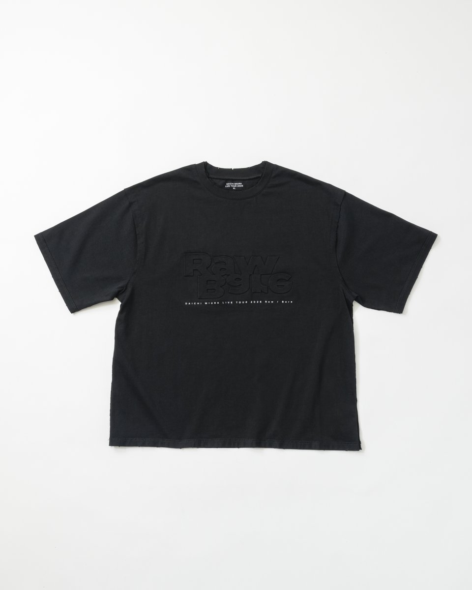 DAICHIMIURAinfo's tweet photo. ━━━━━━━━━━━━━━━━━━━━
『DAICHI MIURA LIVE TOUR 2026 Raw / Bare』
📣ツアーグッズ一部追加販売のご案内📣
━━━━━━━━━━━━━━━━━━━━

ツアーグッズの一部を本日9/16(水)18:00より
オンラインストアにて追加販売します🌈

🛒追加販売対象アイテム
・Raw T-shirt [embossed logo] Black
・Full-Zip Hoodie Sumikuro
・Acrylic Key Charm Raw / Bare [大知識限定]

ぜひ、チェックしてください👀✨

🔗ご購入はこちら
https://t.co/hv11PB6LXk

#三浦大知