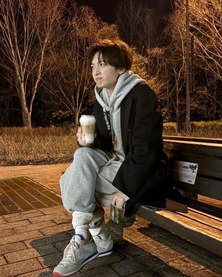karaol_mii's tweet photo. 玉森裕太の秋冬コーデ、天才。
こんな格好してる人歩いてたら秒で惚れる。 https://t.co/2XCfDXV7Sh