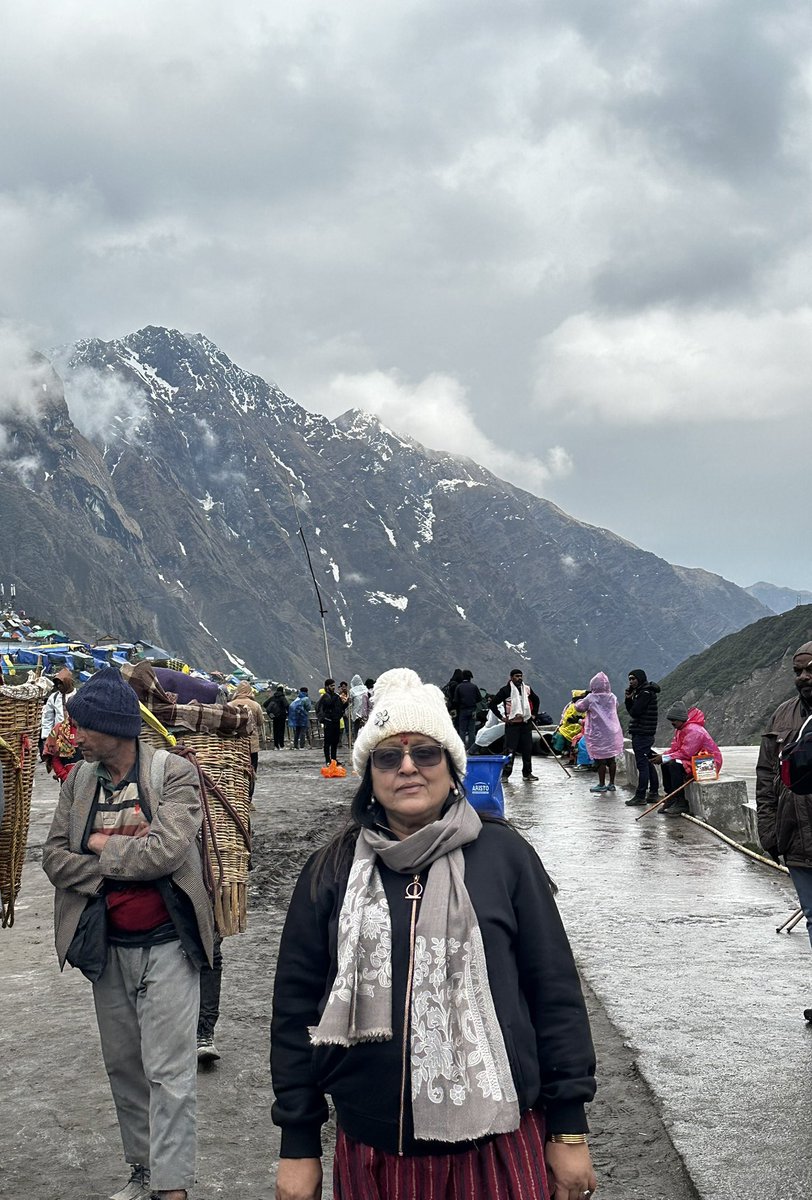 pearlneel's tweet photo. Sri Badrinath Kedarnath darshan on 12 May 2025 https://t.co/4NrxyEhHtM