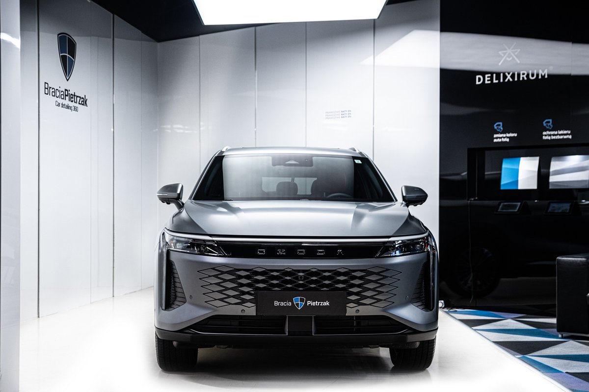 LewisFischowfp's tweet photo. . OMODA 9 
Our services are also available in 0% installments! SERVICE QUOTE – OMODA 9 
PROTECTIVE COATING 
• DELIXIRUM Black (10-year): PLN 2, 450 net (instead of PLN 4, 900 net) 
Total: PLN 2, 450 net (instead of PLN 4, 900 net)

A new OMODA 9 https://t.co/hTClz5I27h