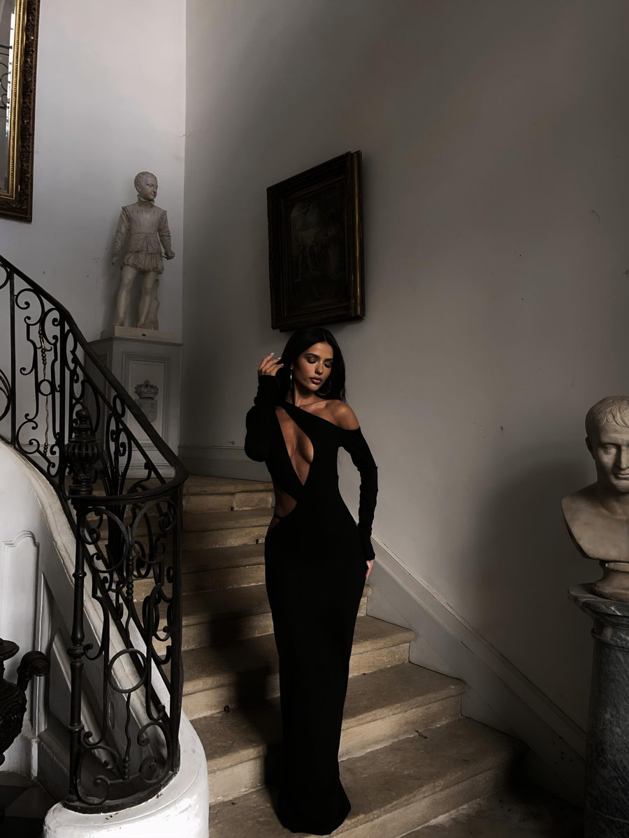Caossmai's tweet photo. 𝘎𝘳𝘢𝘯𝘥𝘦𝘻𝘢𝘴 𝘰 𝘯𝘢𝘥𝘢. 𝘓𝘢𝘴 𝘮𝘦𝘥𝘪𝘢𝘴 𝘵𝘪𝘯𝘵𝘢𝘴 𝘴𝘰𝘯 𝘱𝘢𝘳𝘢 𝘭𝘰𝘴 𝘲𝘶𝘦 𝘭𝘦 𝘵𝘦𝘮𝘦𝘯 𝘢𝘭 𝘧𝘳𝘢𝘤𝘢𝘴𝘰.

#fk #fake #roleplay #freerol https://t.co/OfTnvrKEkn