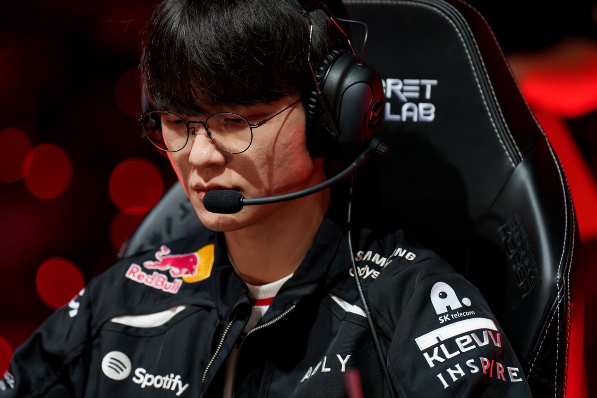 fakerized's tweet photo. 2026 LCK LOWER FINALS &amp; GRAND FINALS - #FAKER #페이커 

🔗 https://t.co/f0z4ra7cR3 https://t.co/LJWXdInzGP