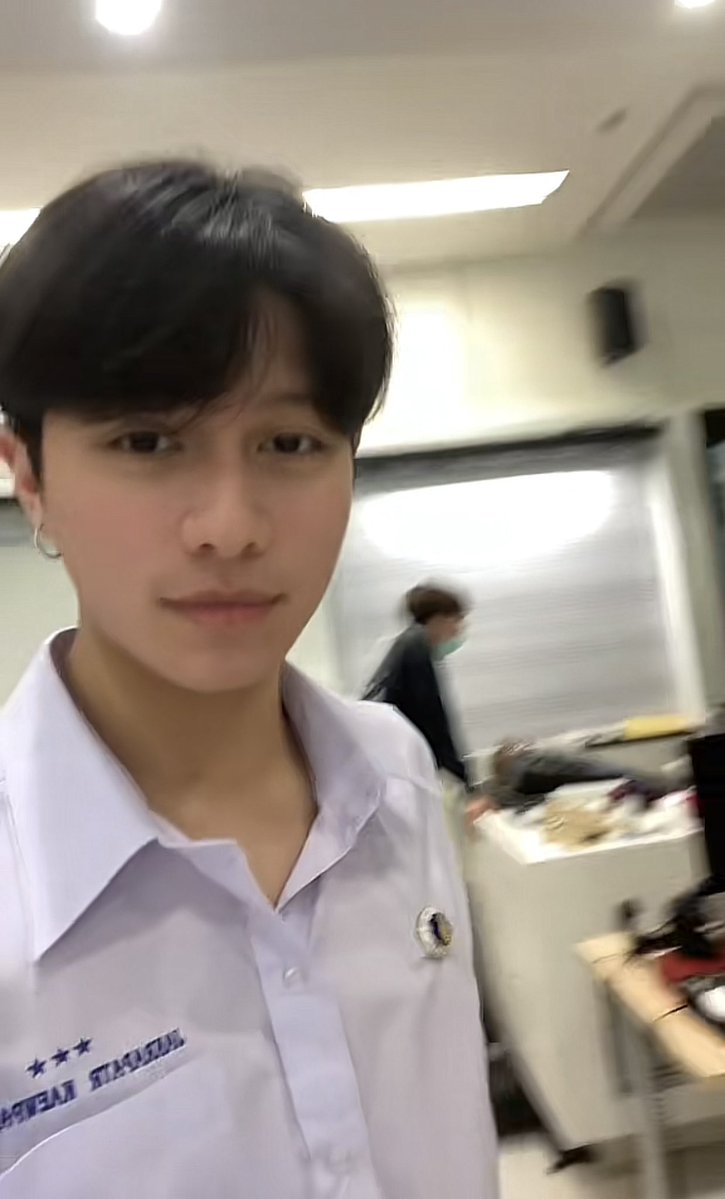 _whalewish_'s tweet photo. พี่ไปโรงอาหารกันป่าว https://t.co/m5X01jvRKG
