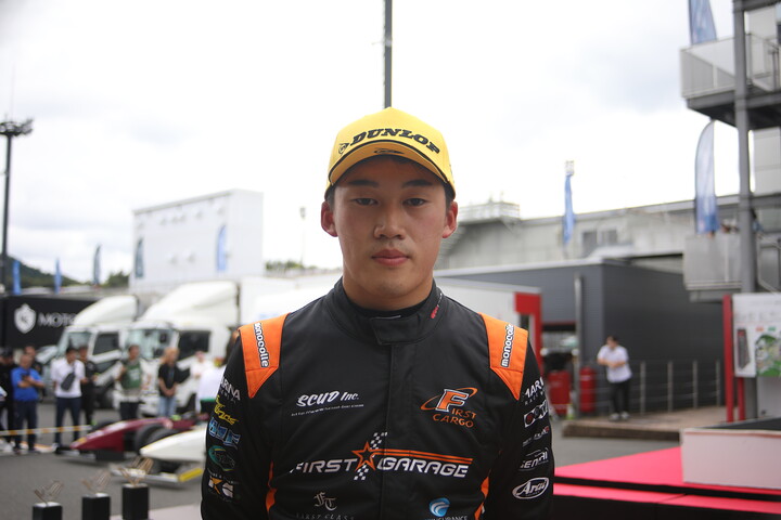 fmotor's tweet photo. FJ1500/S-FJもてぎ・菅生:第6戦もてぎ決勝ドライバーコメント FJ1500:2位・ #酒井翔太 「素直に負けを認めたい」 S-FJ:優勝・ #磐上隼斗「最後はドキドキ」 https://t.co/VQWK2rP3RT #fj1500 #superfj https://t.co/EtNv2kyXG6