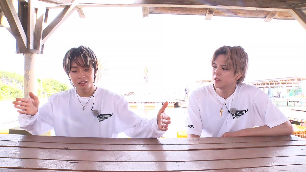 TVGweb's tweet photo. 「MAZZEL DUO MISSION」
9/18地上波放送決定🎉

KAIRYU＆RYUKIがマジック、
RAN＆TAKUTOが釣りを体験💪🏻

FODプレミアムでは
スタジオ収録アフタートークを配信📱
地上波未公開の“ロケ裏話”を披露

メンバー、スタッフによる
“タレコミ情報”とは…

https://t.co/KYDxTeM8U2

#MAZZELDUOMISSION https://t.co/q7kmQSnXEx