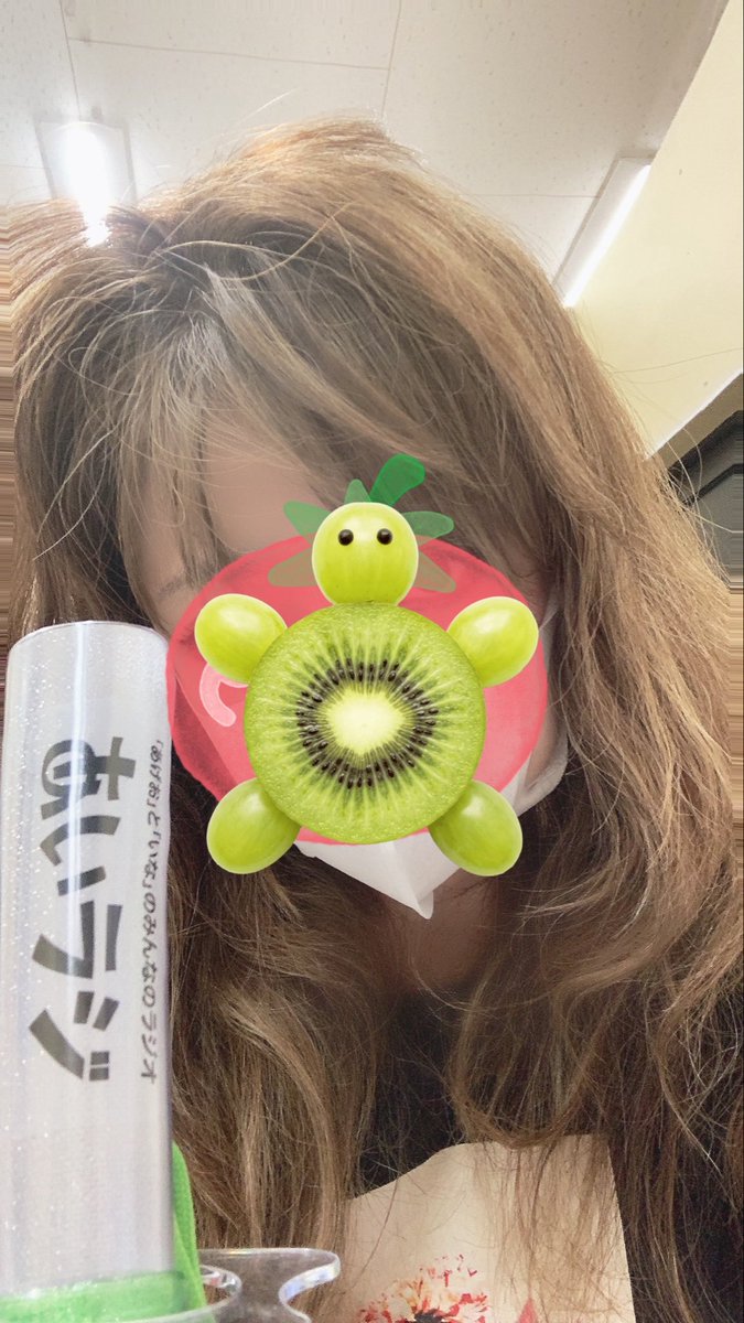 akcyanak's tweet photo. 元気 #ありあーり #きまぐれomt 火曜日は #小林あ梨沙 🎶#あいラジ 夕方4時📻テーマは「これは外せないもの」私は❗️旅行に行ったら帰りに必ず🍇道の駅へ寄る🤗ポテトチップスを食べる時手が汚れないように🥢で食べる🤭皆さまのメッセージお待ちしています！FMプラプラ〜生放送
#気まぐれonemorething https://t.co/XTLSP5h9NJ