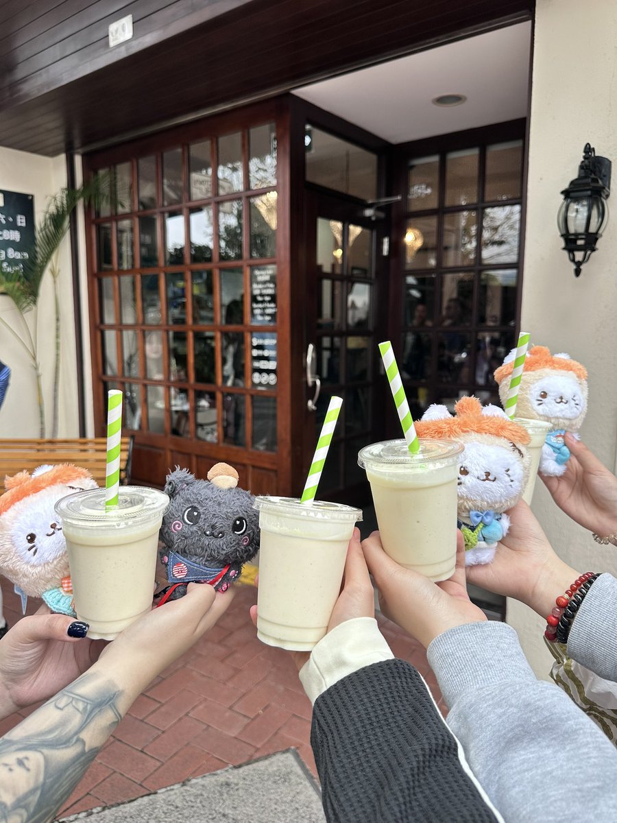 Yinnahanz's tweet photo. #위즈니트친소 来找我玩呀～想和你们加tiktok🥹 https://t.co/6iROc8CEvM