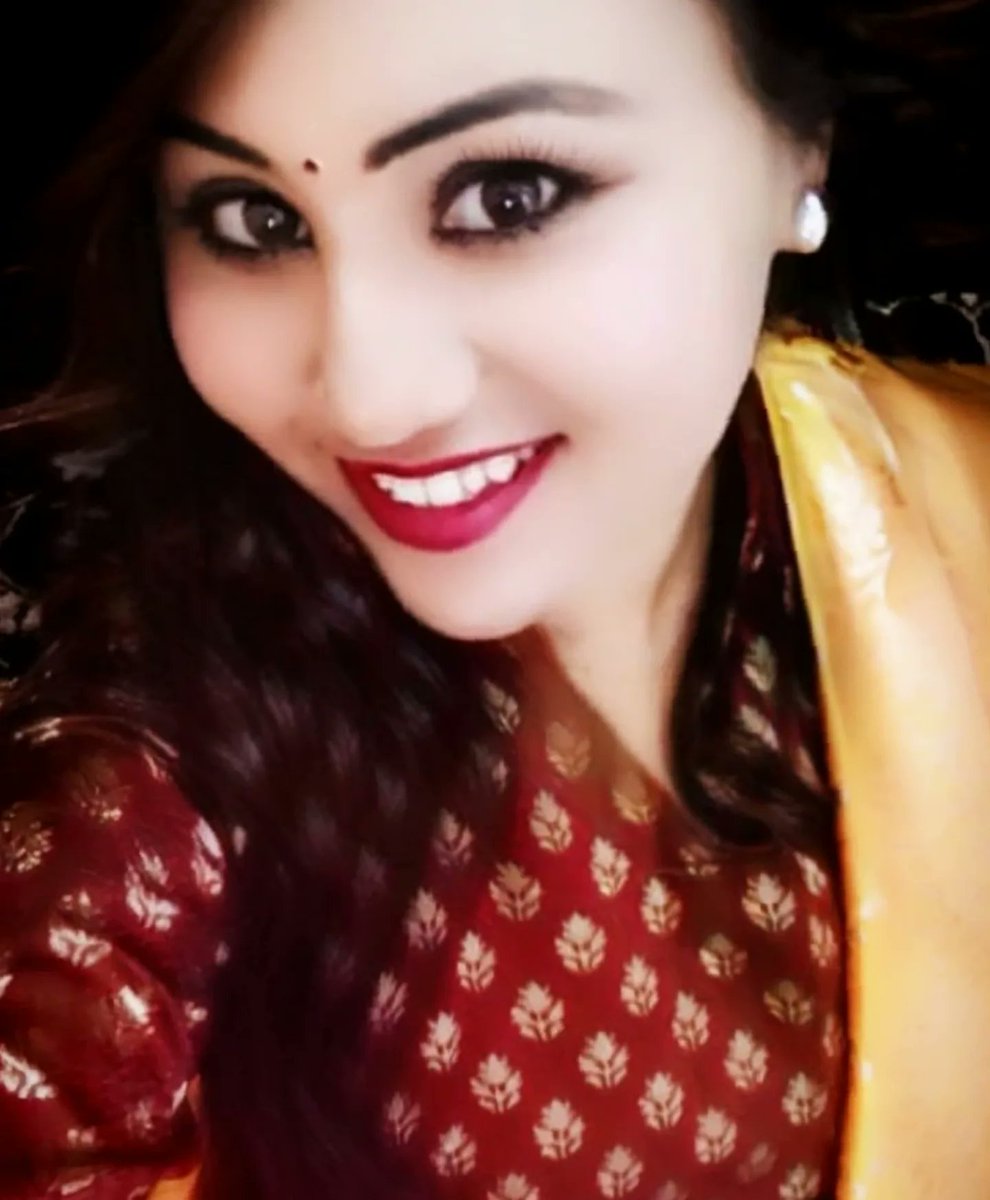 KandyTeressm7's tweet photo. Happiness looks gorgeous on me. https://t.co/y48V4Psrif