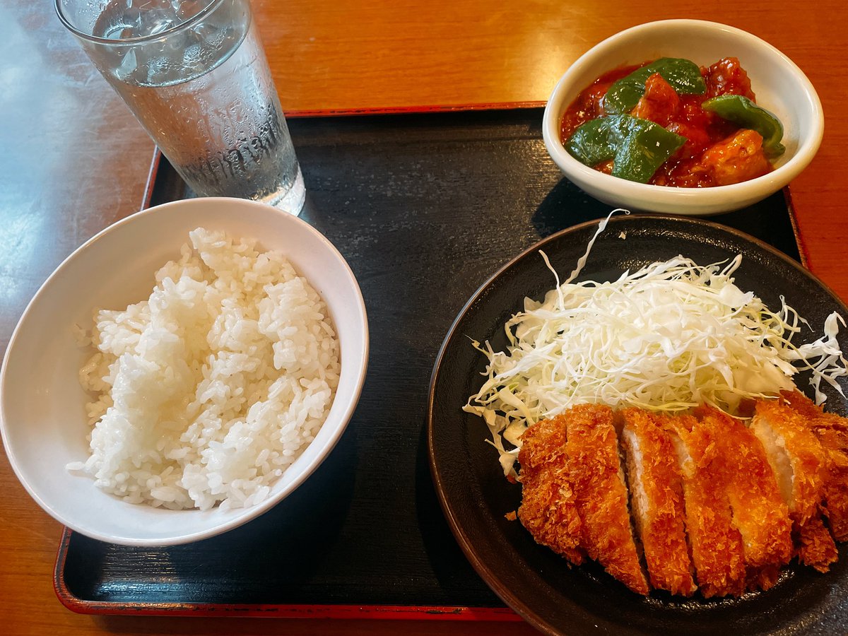 chipopapo0222's tweet photo. ファルコン・ランチ https://t.co/PpanNCHddX