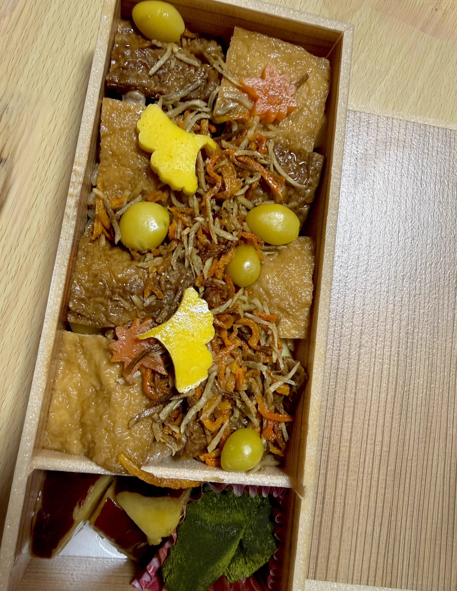 ◆オーダー用◆ダイカット 秋 ハロウィン 紅葉 ハリネズミ キノコ 栗 どんぐり 薄荷 ( Hakka ) 🦊🌱 on X: 